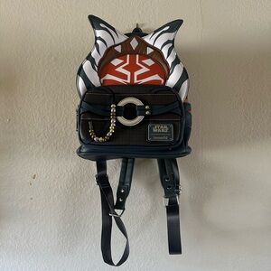 LOUNGEFLY AHSOKA DISNEY star wars backpack